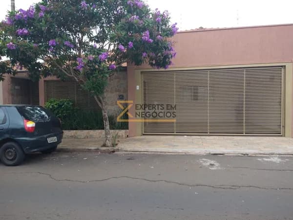 Casa na Vila Ney, São Carlos/SP