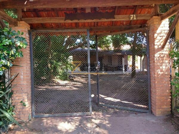 Fazenda/Sítios/Chácaras em Brotas - Lagoa Dourada