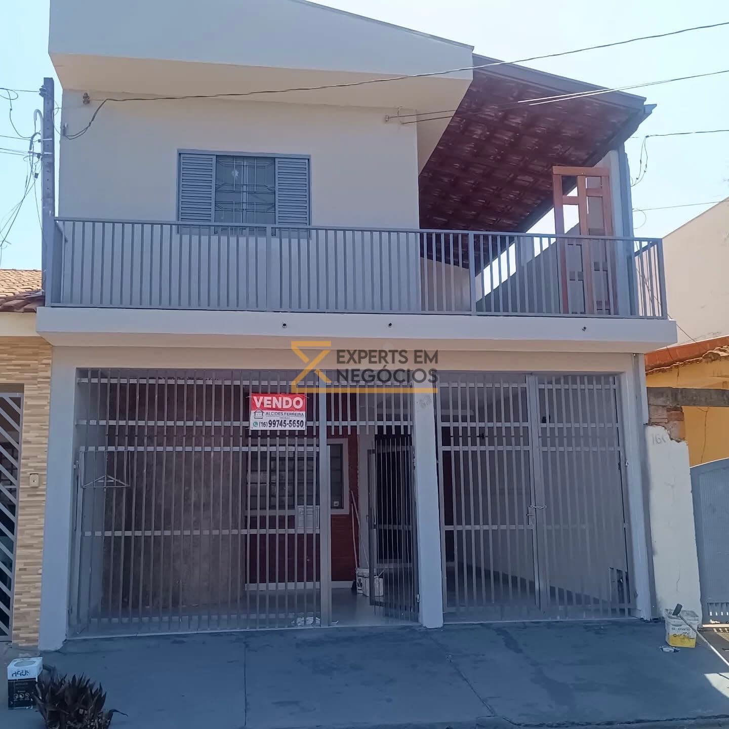 Casa de 3 Quartos no Santa Felícia