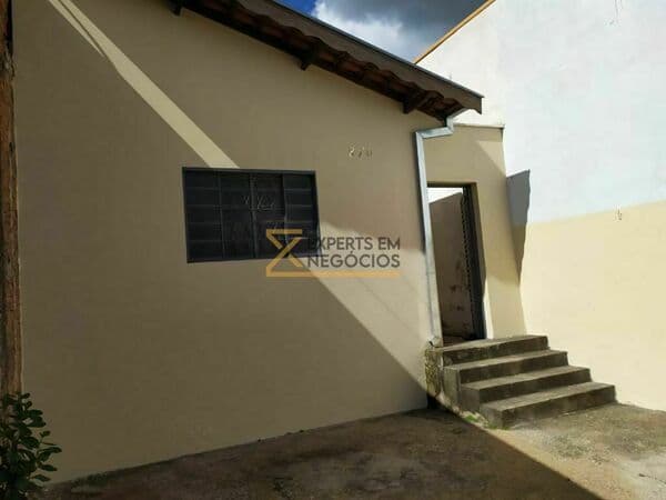 Casa em São Carlos - Cidade Aracy