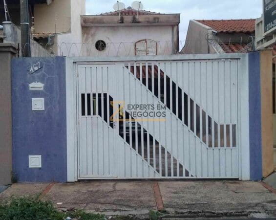 Casa em São Carlos - Vila Prado