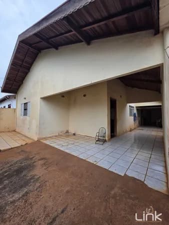 Casa à Venda no Bairro Nadir Kenan - Barretos/SP