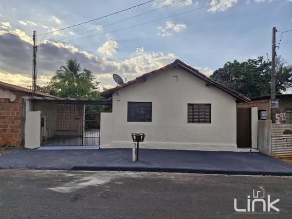 Casa à Venda no Bairro Nogueira - Barretos/SP