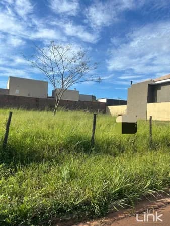 Terreno à Venda