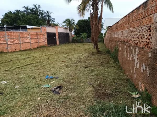 Terreno à Venda com 581 m2