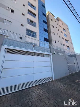 🏡 Apartamento dos Seus Sonhos no Jardim Universitário, Barretos! 🏡