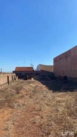 Terreno murado 14x40
