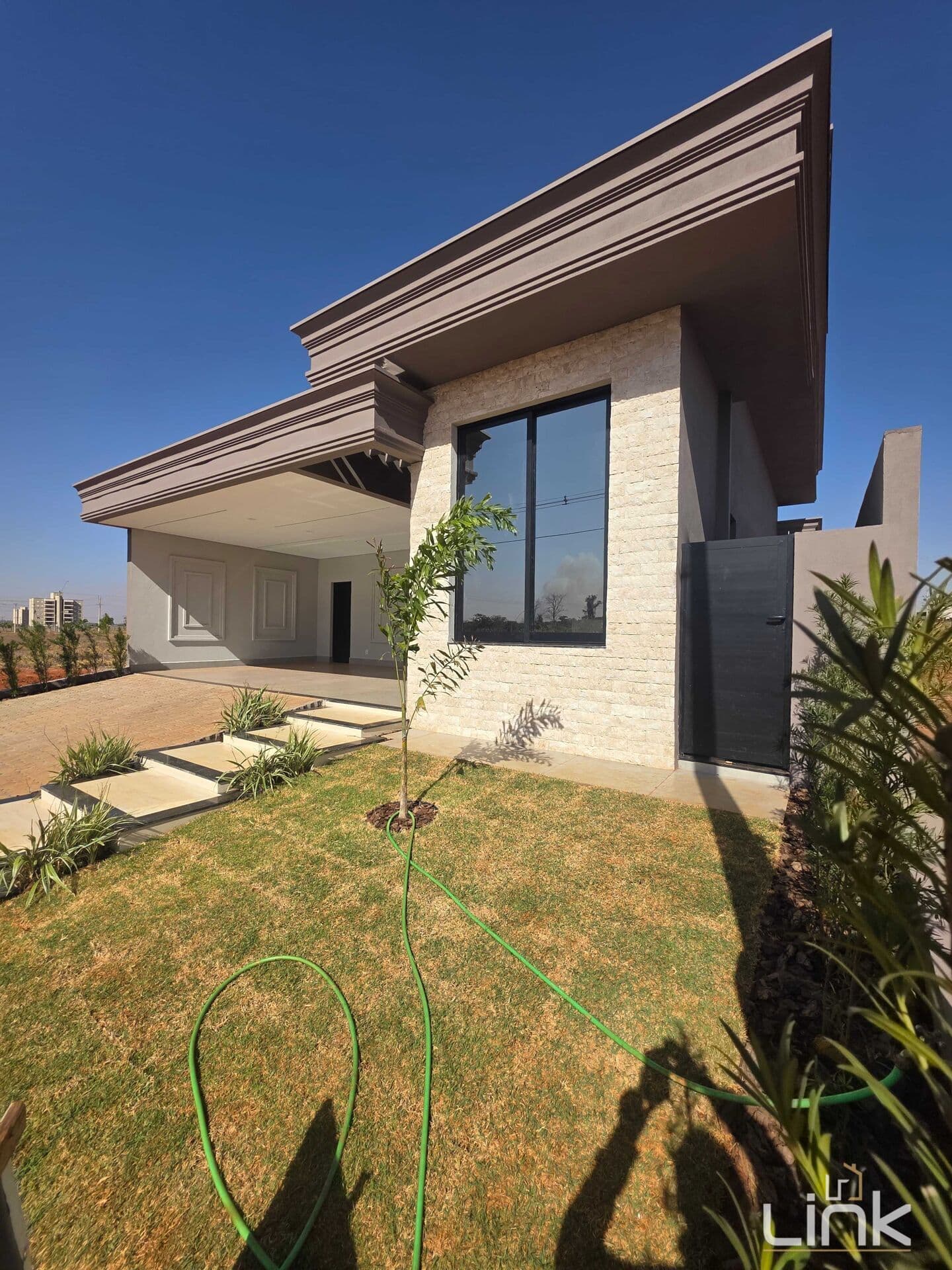 Casa Nova em Condominio Alto Padrão