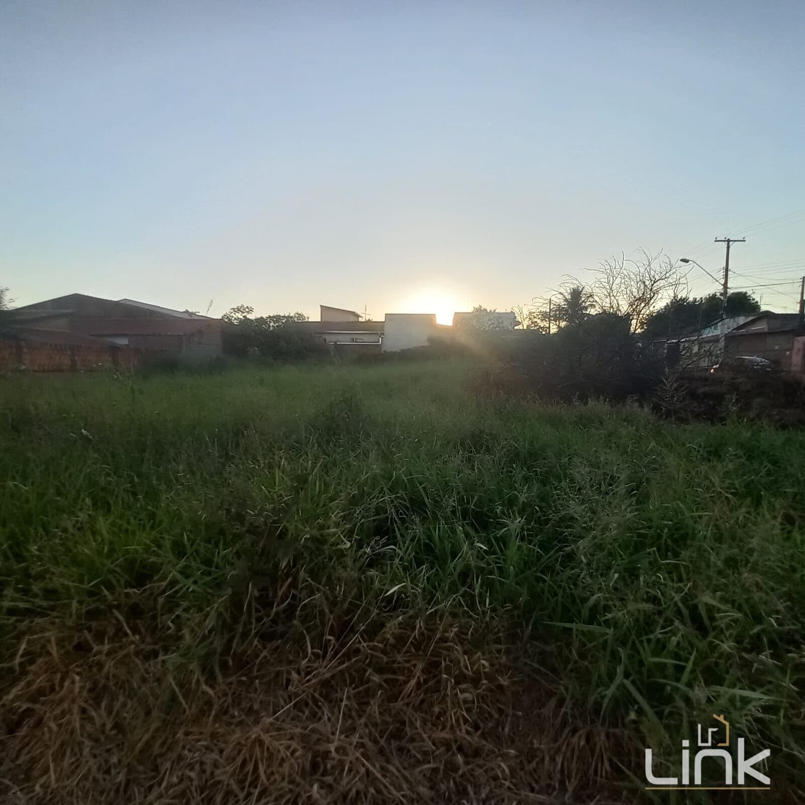 🌟 Oportunidade Imperdível: Terrenos Planos de 250m² Prontos para Construir!