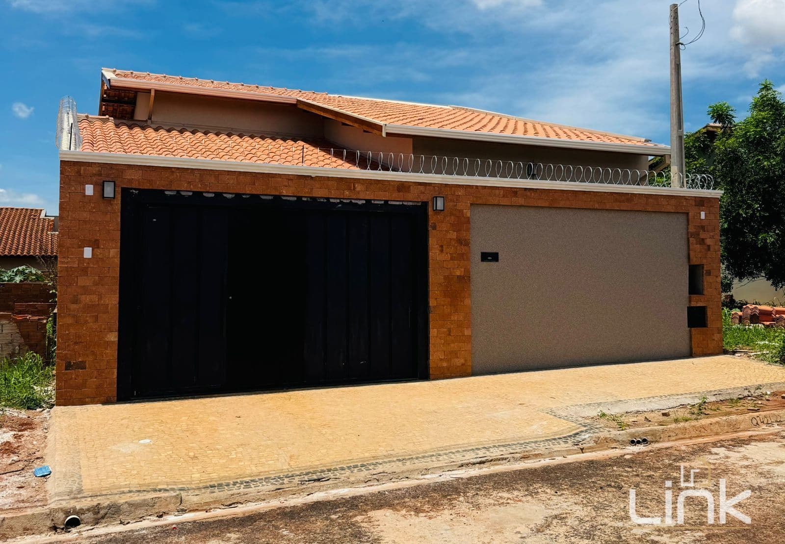 Casa Padrão à Venda