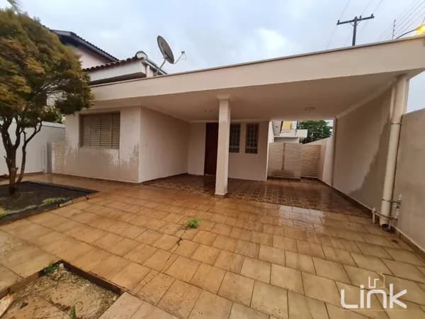 Casa à Venda no Bairro Centro - Barretos/SP