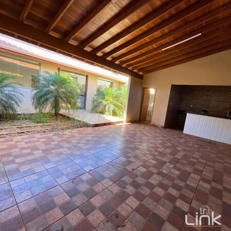 Excelente casa no Mais Parque