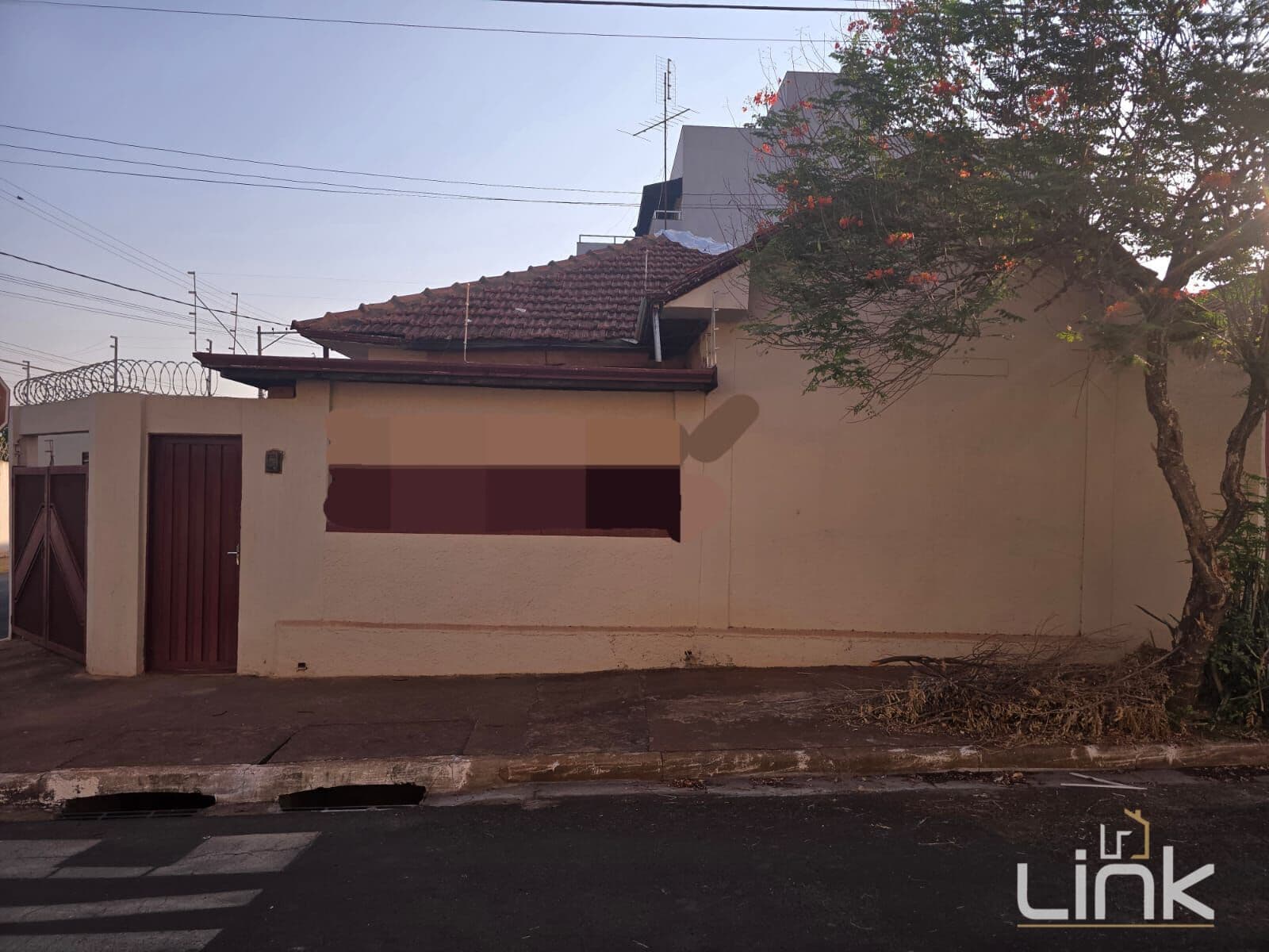 Casa de Alvenaria à Venda