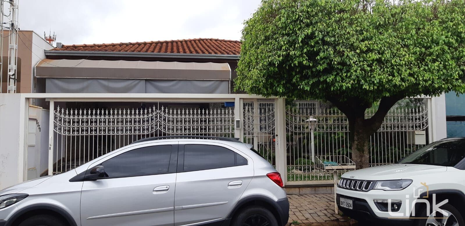 Casa Padrão à Venda