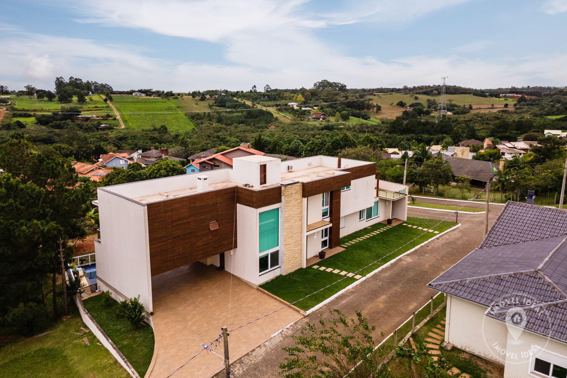 Belíssima Casa no Condomínio Condado de Castella em Viamão/RS.