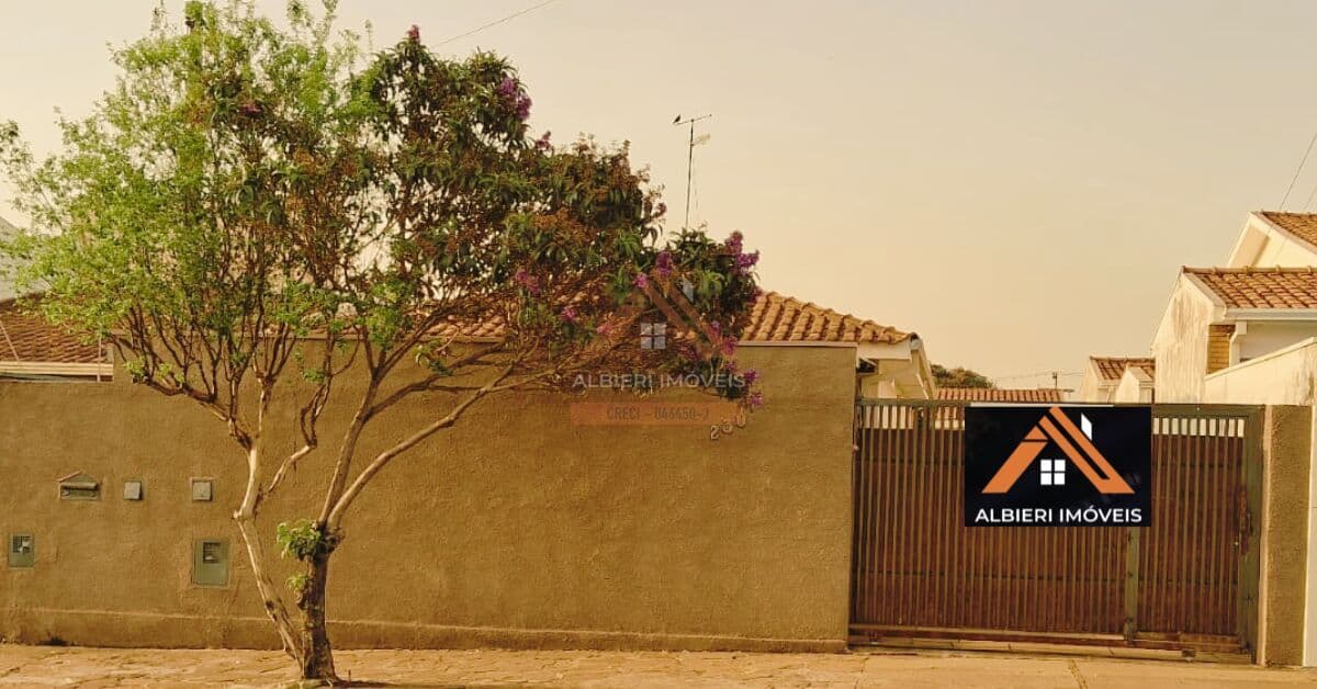 Casa Padrão à venda na Vila Sedenho - Araraquara / SP