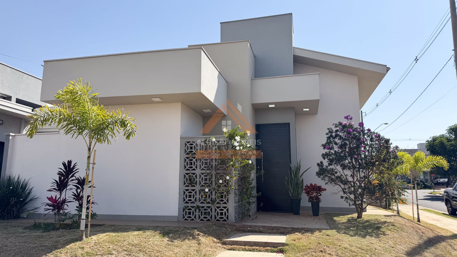 Casa alto padrão à venda no Condomínio Village Damha III - Araraquara-SP