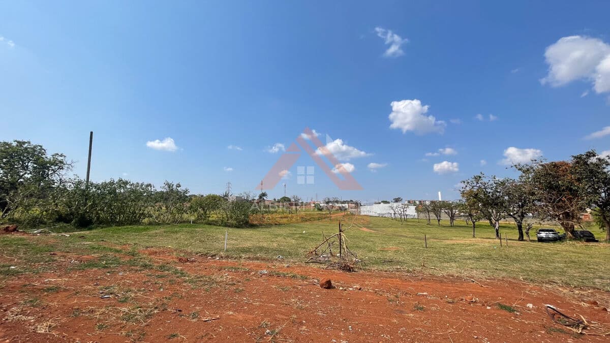 Terreno a venda no Cidade Jardim