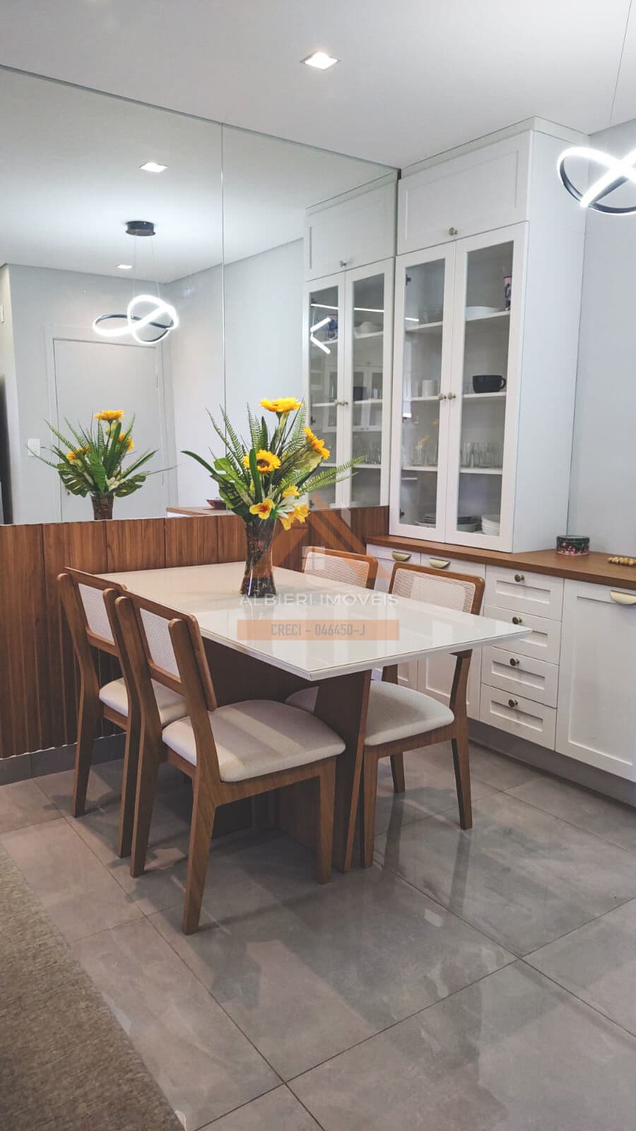 Apartamento à venda no condomínio Parque das Pitangueiras - Araraquara-SP