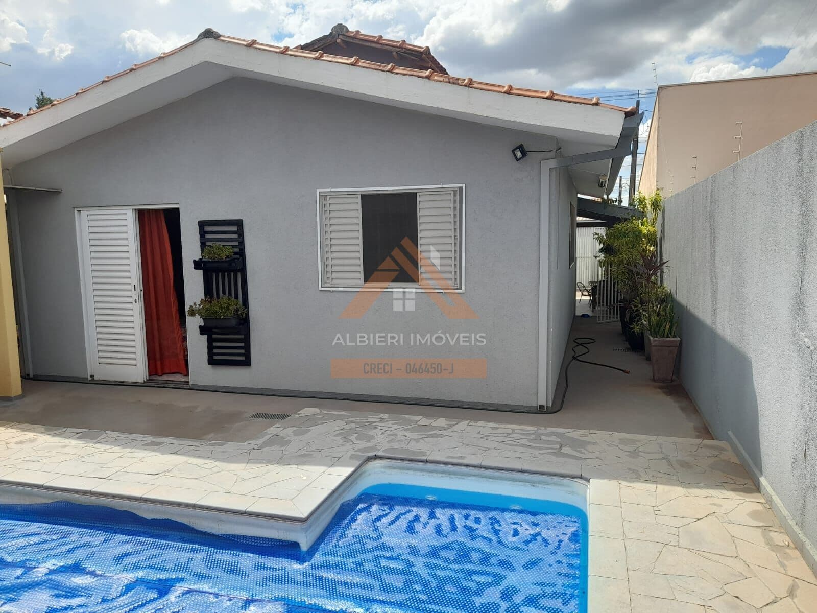 Casa Padrão à venda no Jd Lupo - Araraquara SP