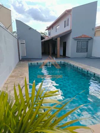 Casa Sobrado à venda no Jd Santa Julia - Araraquara SP