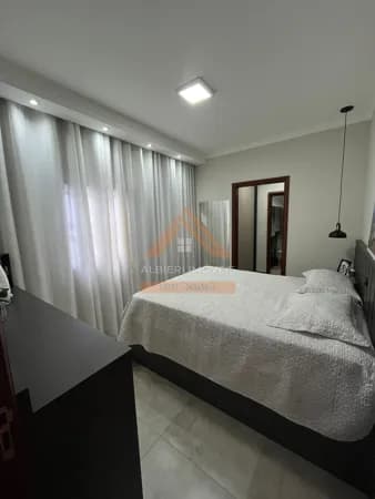 Casa Padrão à venda no Jd. Pinheiros - Araraquara SP