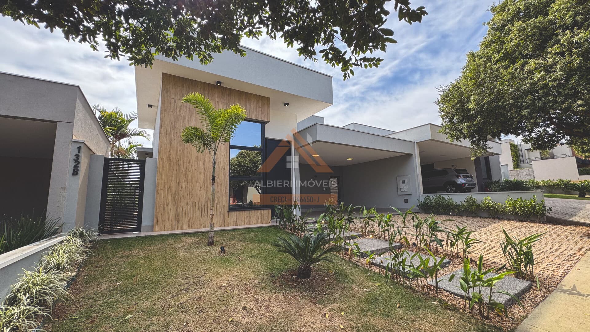 Casa Alto Padrão à venda no Condomínio Quinta das Tipuanas - Araraquara-SP