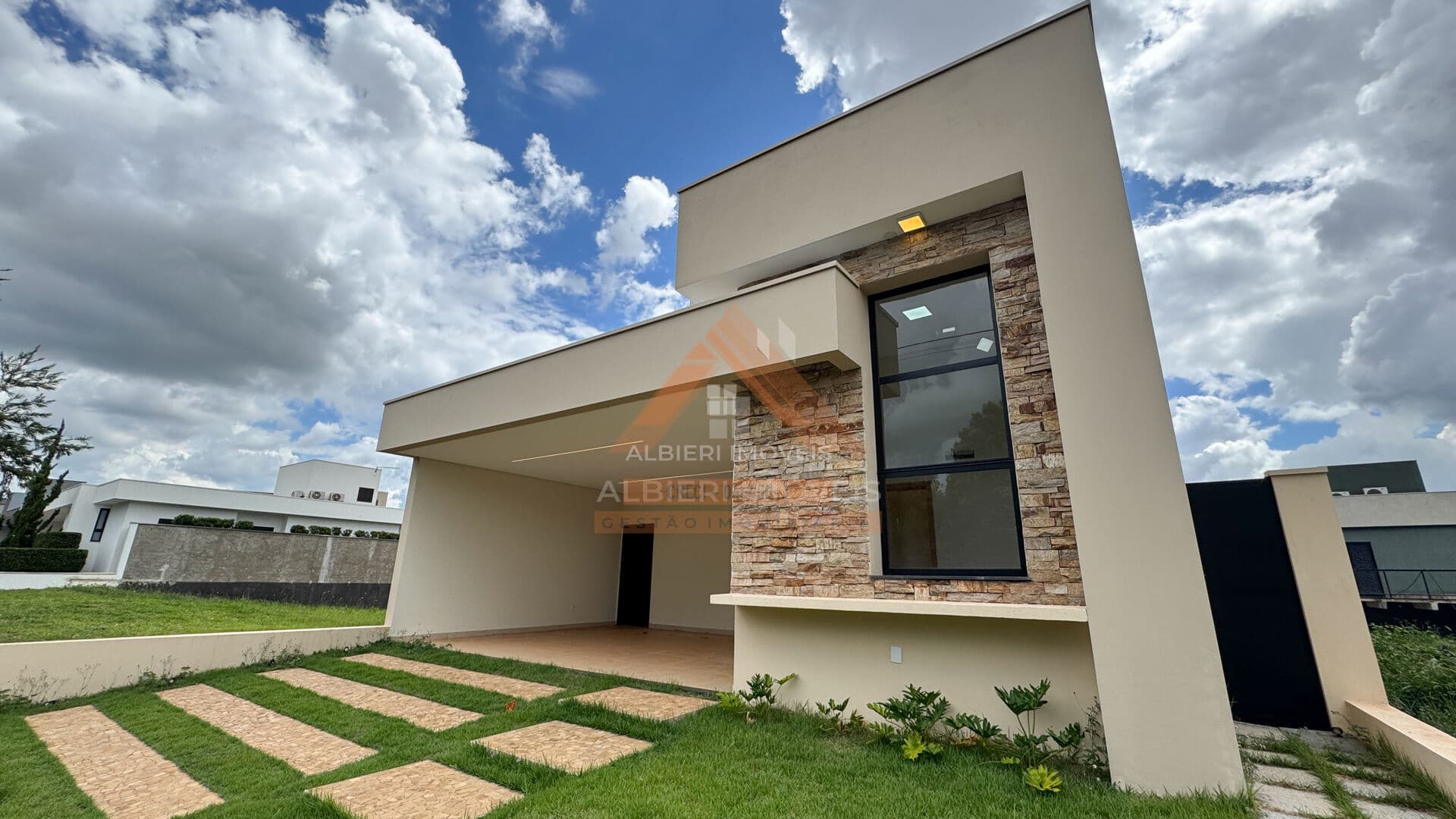 Casa à venda no Condomínio Village Damha III - Araraquara SP