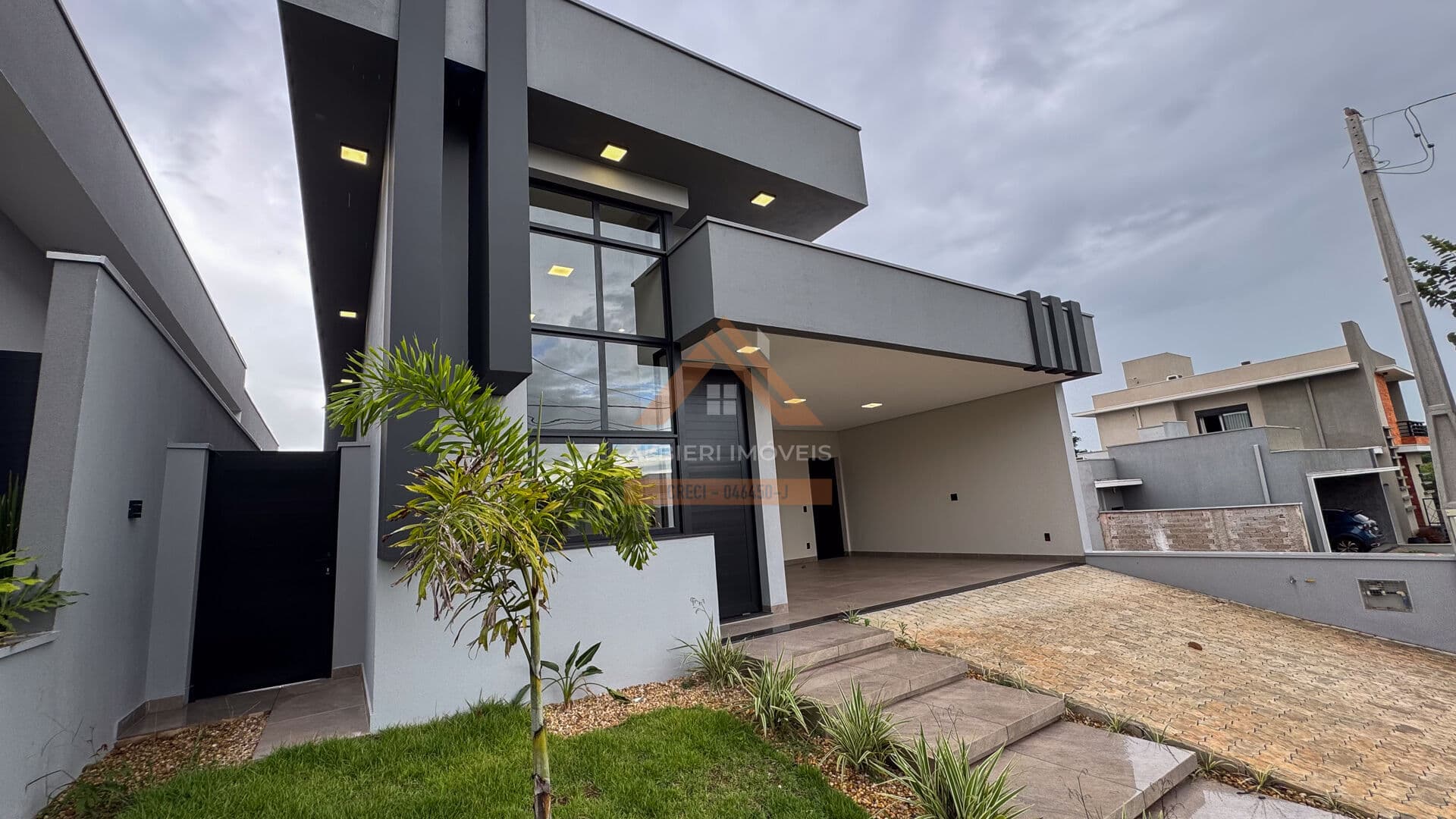 Casa alto padrão à venda no condomínio Residencial Volpi - Araraquara-SP