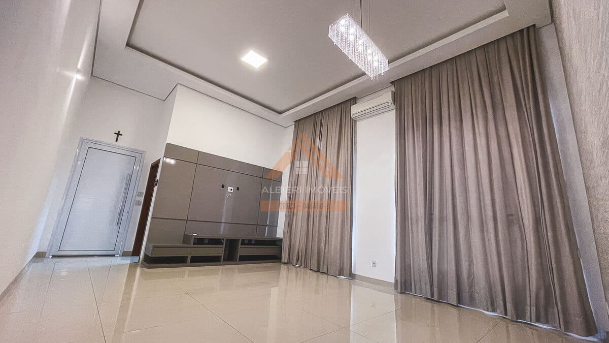 Casa Alto Padrão à venda no Portal das Tipuanas