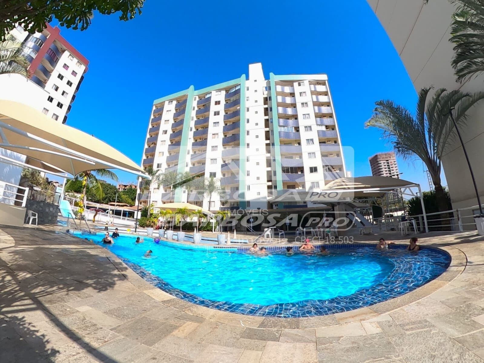 Apartamento 2 quartos com varada gourmet e parque aquático em Caldas Novas