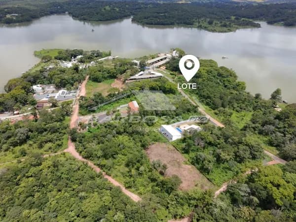 Aréa com 1.437,05 m² á venda as margens do Lago Corumbá - Caldas Novas