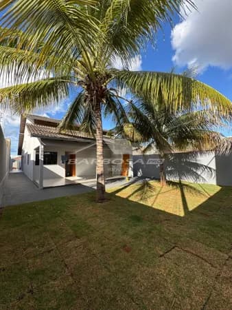 Casa de 3 quartos e 2 banheiros a venda no Caldas do Oeste