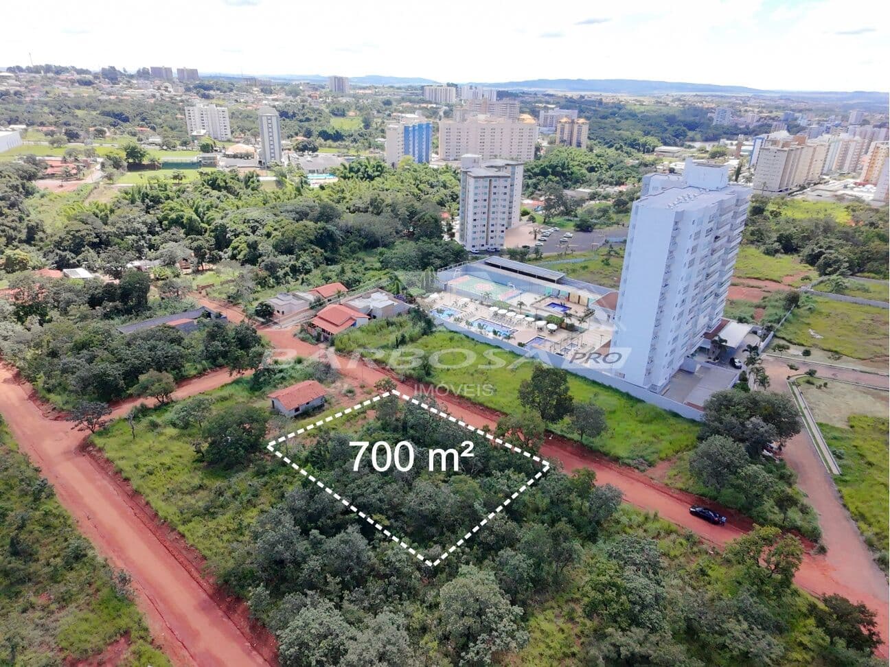 Lote com 700 metros para venda em Caldas Novas Goiás