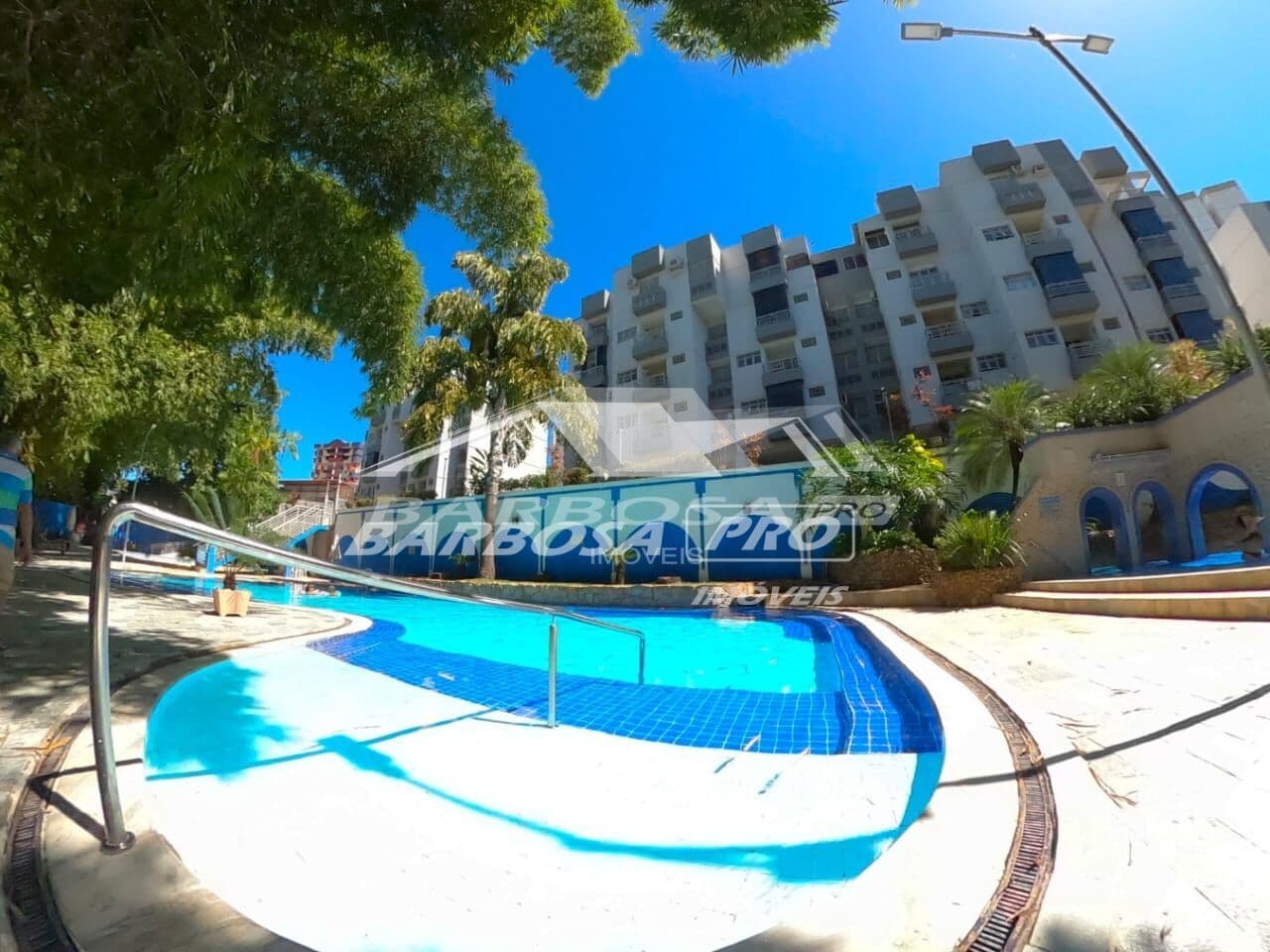 Apartamento de 1 quarto com piscinas á venda em Caldas Novas