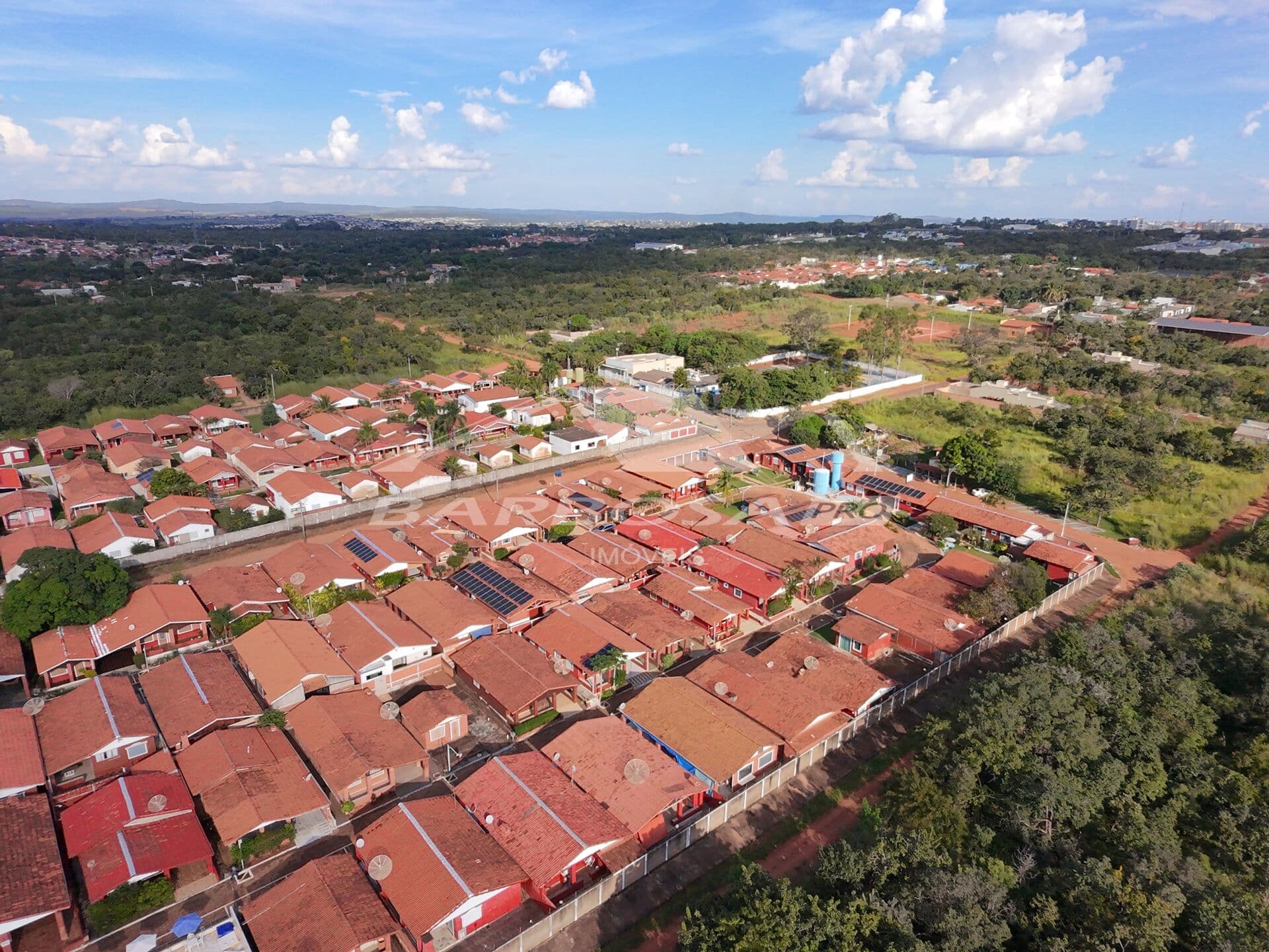 Chalé com 3 quartos sendo 1 suite com lazer á venda Setor mansões das Águas quentes