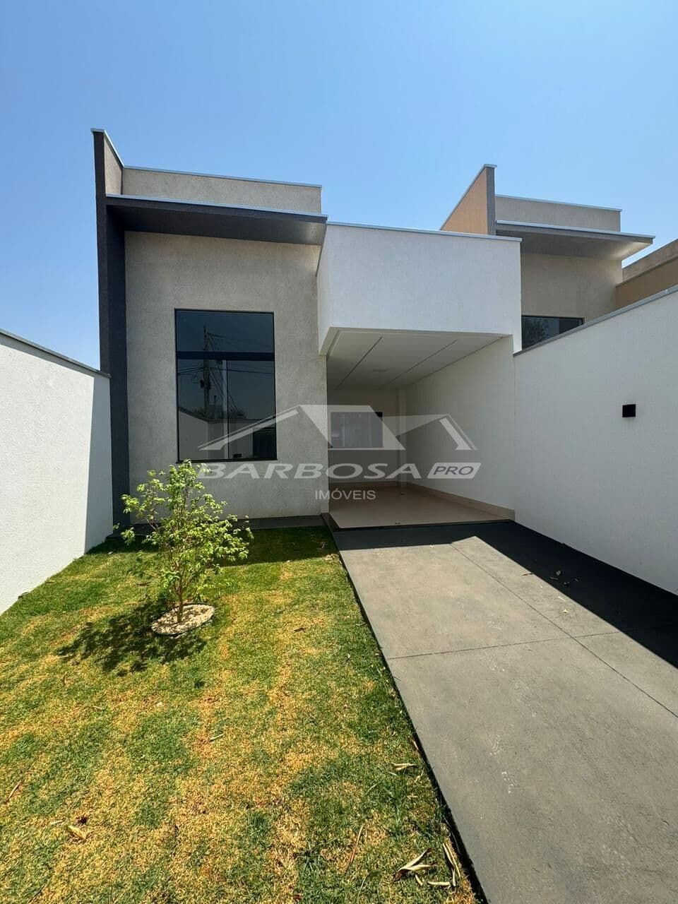 Casa com 3 quartos uma suíte á venda no Jardim Paraiso