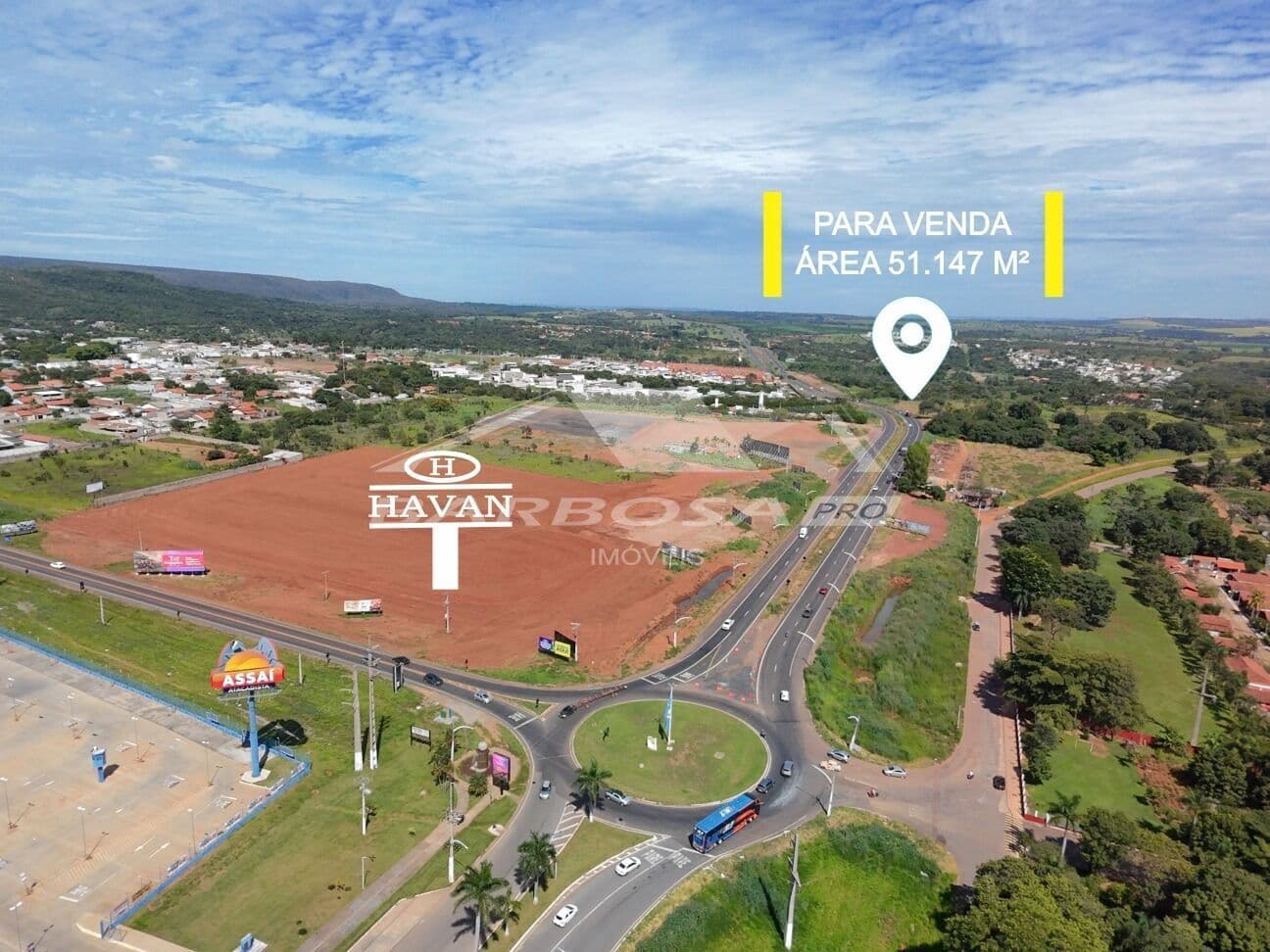 Área Comercial com mais de 200 metros frente pra rodovia á venda próximo ao Atacadão Assai