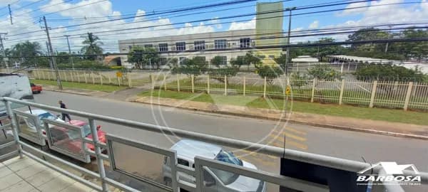 Prédio comercial para venda frente ao forum de Caldas Novas