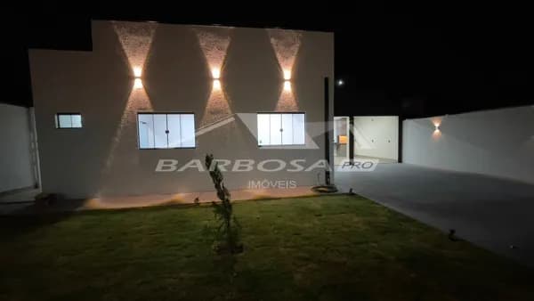 Casa com 3 quartos á venda no Bairro Itanhangá 1 Caldas Novas