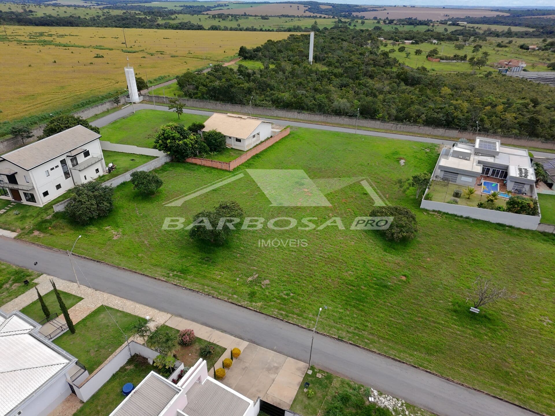 Lote com 1.023,34 metros no Condomínio Aldeia das Termas / Palavra da Vida