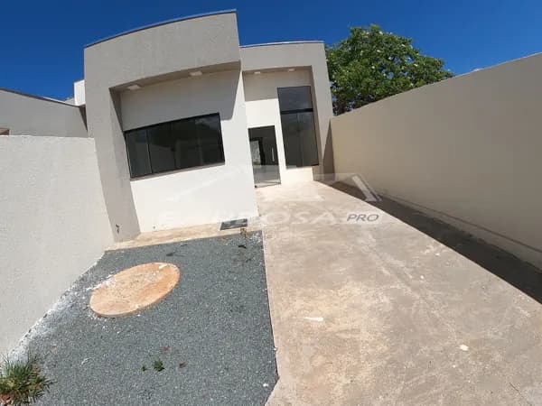 Casa 2 quartos á venda Bairro caminho do lago