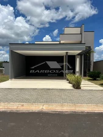 Casa nova com 3 quartos sendo 2 suites à venda