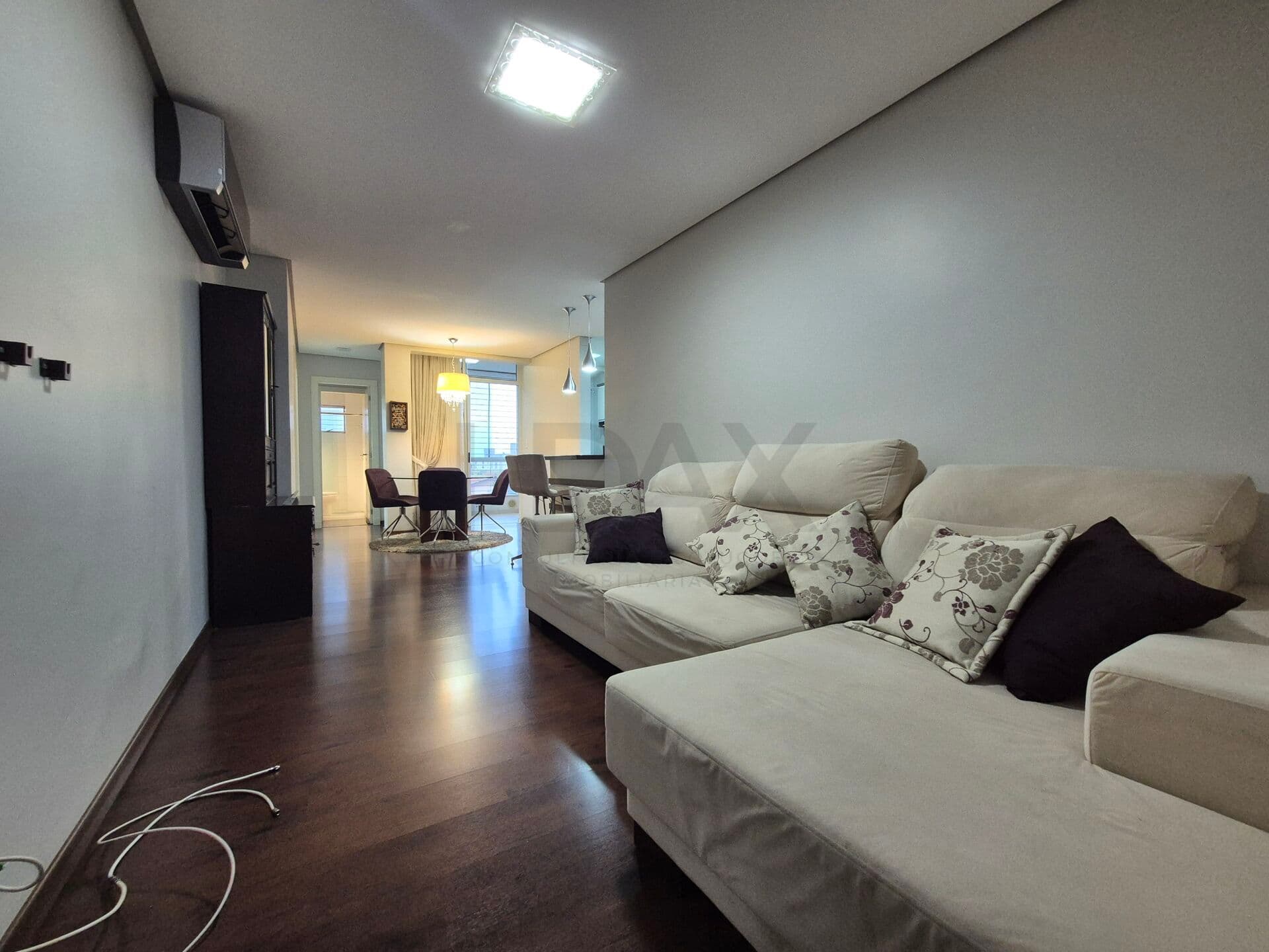Oportunidade: Apartamento Completo no Jardim Itália! 🏢✨