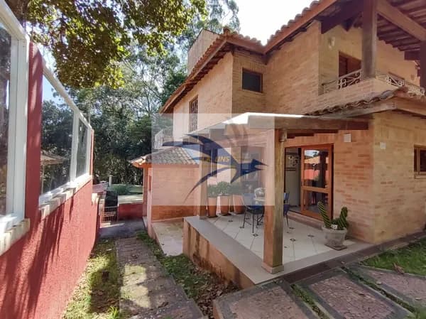 Casa de condomínio alto padrão em Carapicuíba,SP