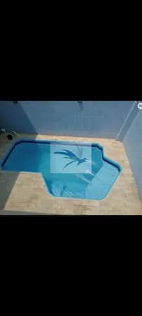 Ótima casa com piscina