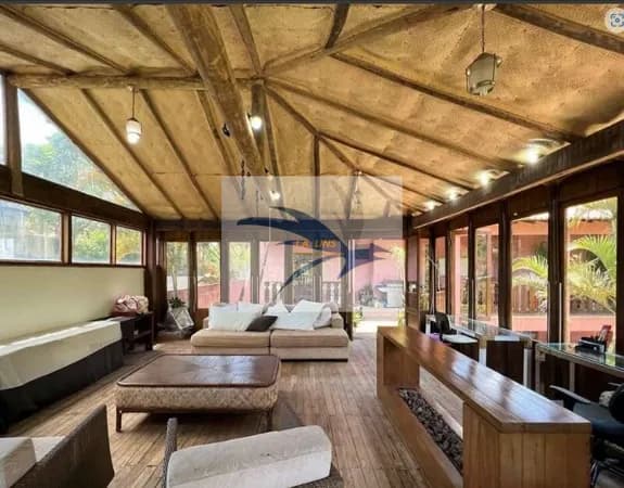 Linda casa estilo toscano em condomínio fechado
