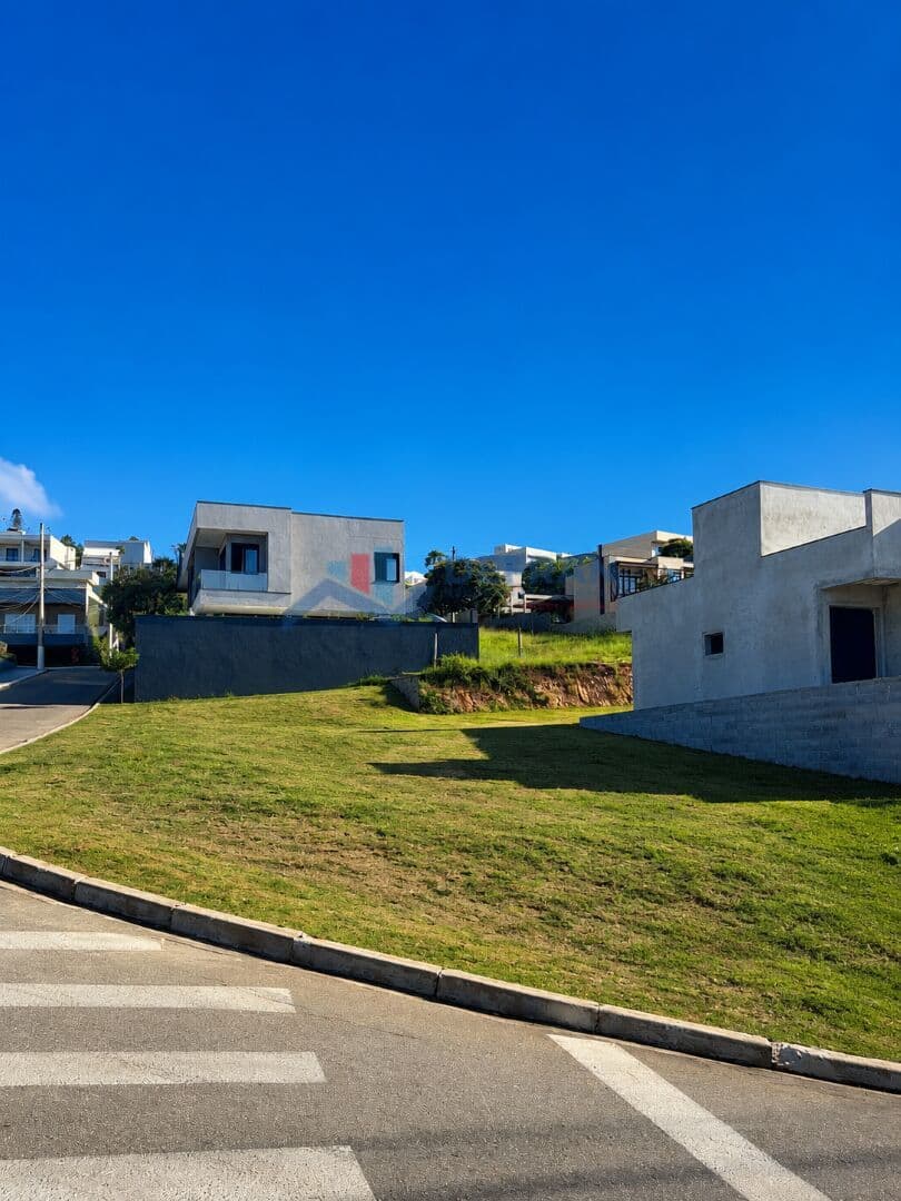 Residencial Lago do Sol, terreno a venda em Cotia-SP