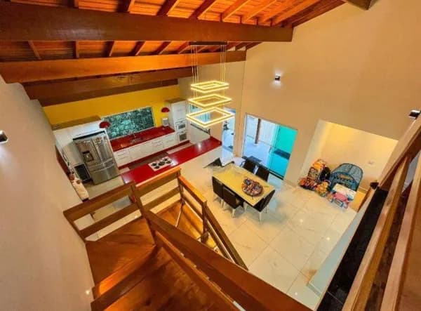 Casa em Mairiporã - Caraguatá