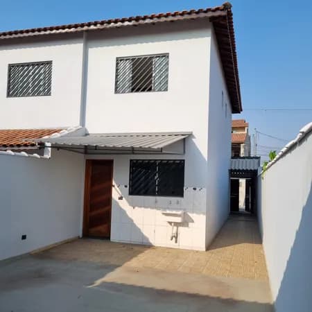 Casa Sobrado, 130m², Quintal, 2 Dorms, 2 Banheiros, Doc ok, Nova Bonsucesso, Guarulhos/SP
